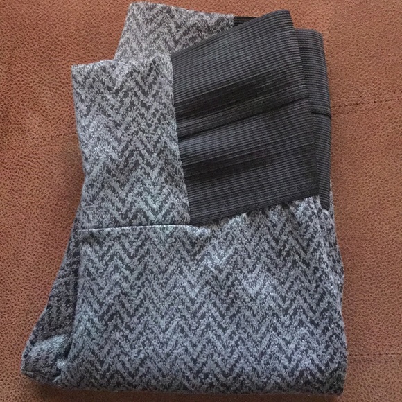 Wet Seal Wide Band Leggings - Picture 14 of 16